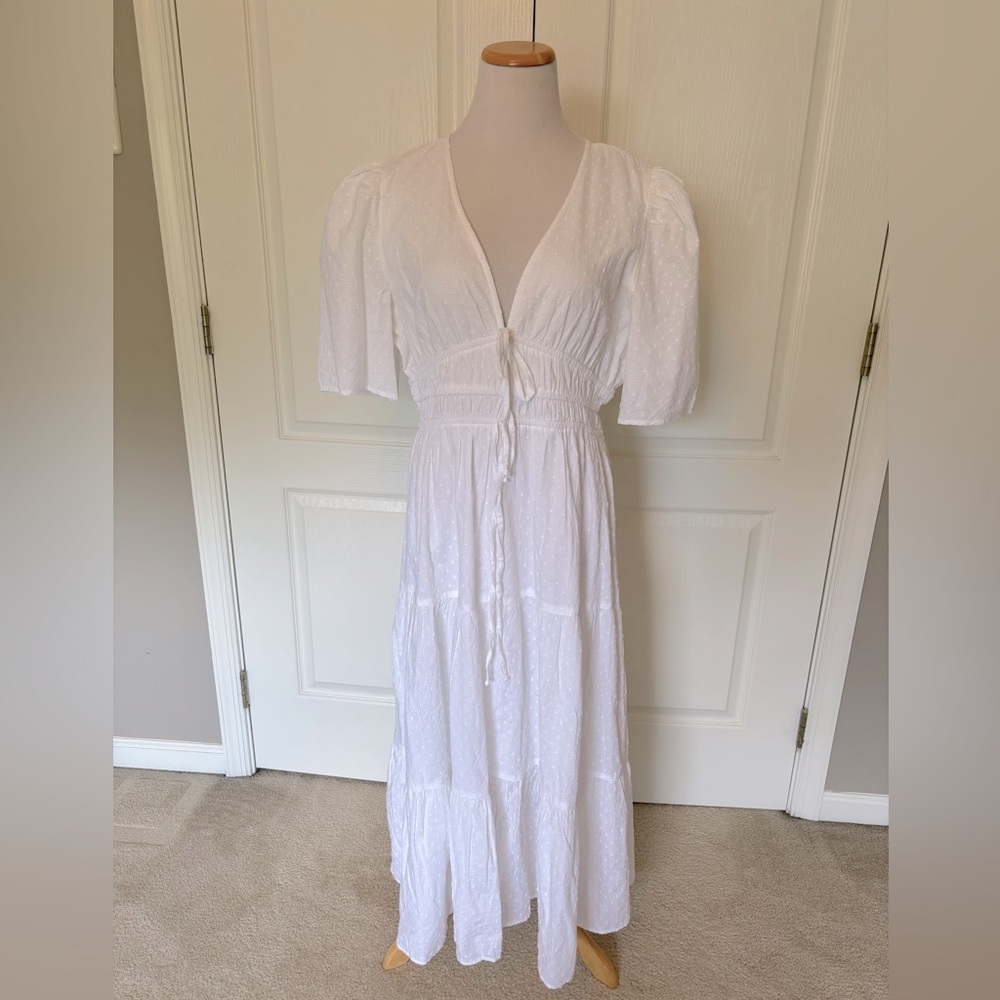 White clip dot tiered midi dress